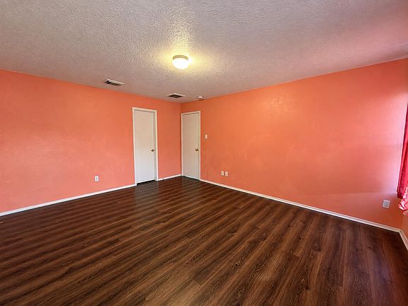 4th image of 9314 Chamisal Ct
