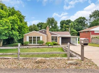 267 Coraopolis Rd, Coraopolis, PA 15108