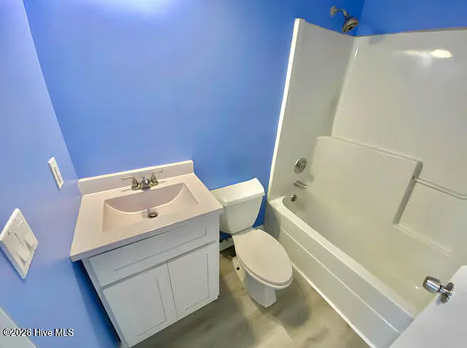 4240 Wilshire Blvd #102E — Photo 13