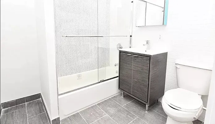 Rented by Compass | media 9