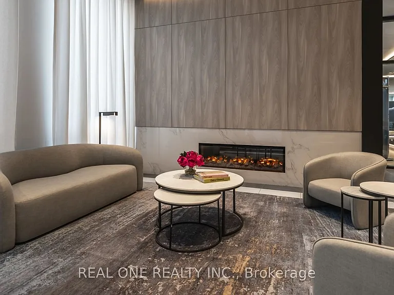 1 Jarvis St #820 — Photo 16