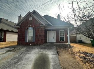 2452 Forest Lakes Ln, Sterrett, AL 35147