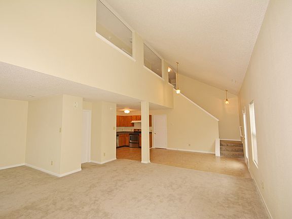 3rd image of 10240 Cumberland Pointe Blvd