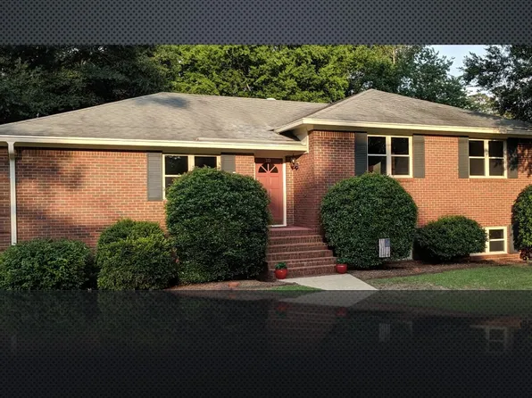 213 Evergreen St, Prattville, AL 36067