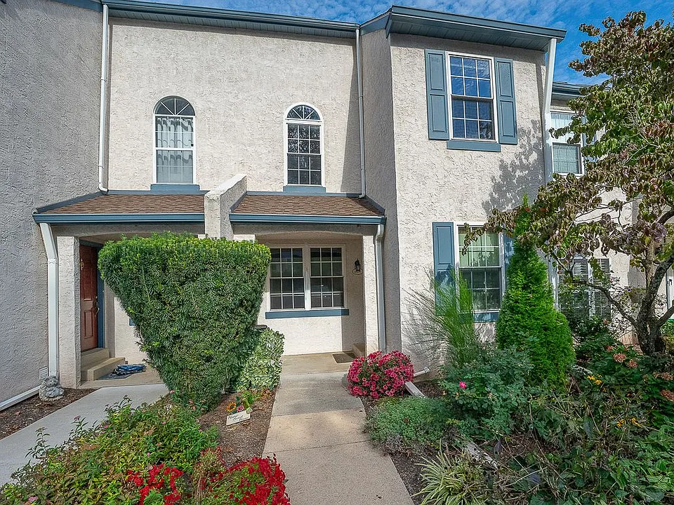 1806 Stoneham Dr
