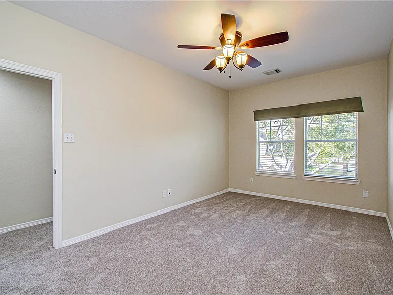 3730 Arundel Gardens Ln — Photo 44