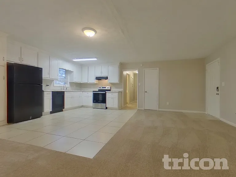 6640 Valley Hill Dr SW — Photo 3