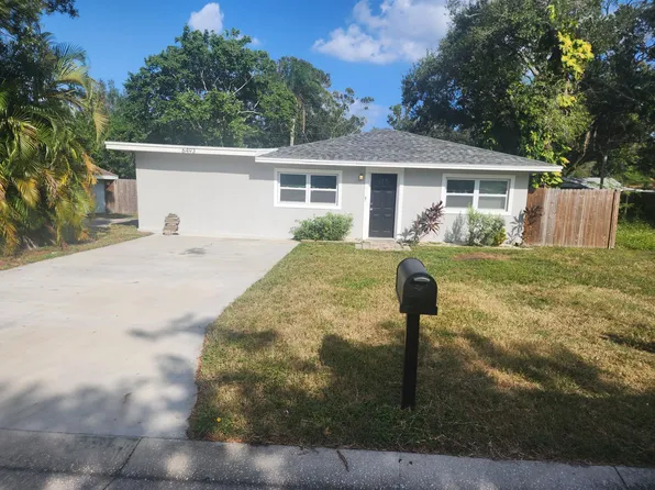 6493 31st St N, Saint Petersburg, FL 33702