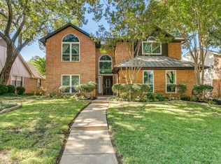 2911 Old Mill Run, Grapevine, TX 76051