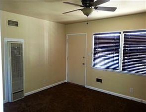 1st image of 553 W 93rd St