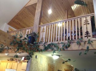 1585 Mission Rd, Homer, AK 99603