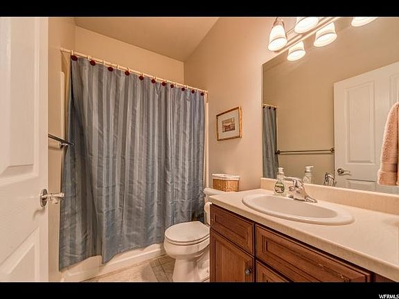 3rd image of 5082 W Park Commons Way #207