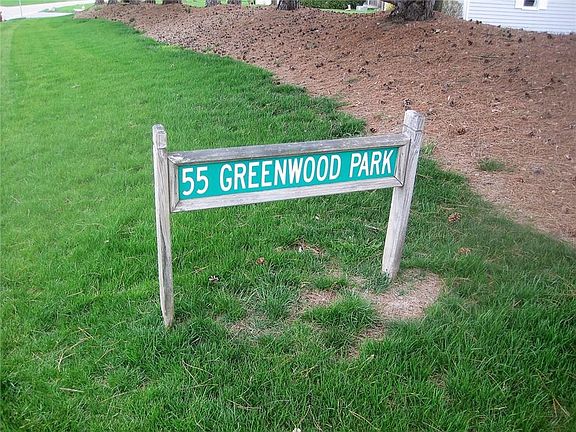 2nd image of 55 Greenwood Park