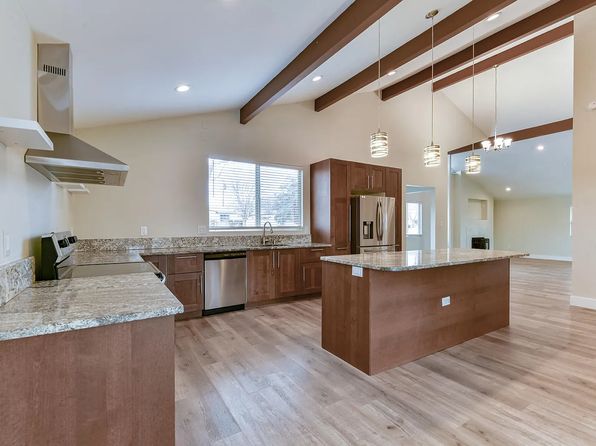 10124 Matthew Ave NE