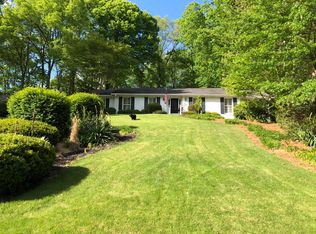 315 Dartmoor Cir, Atlanta, GA 30328