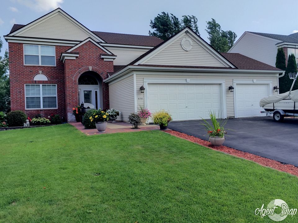 1st image of 979 Earley Lake Pl