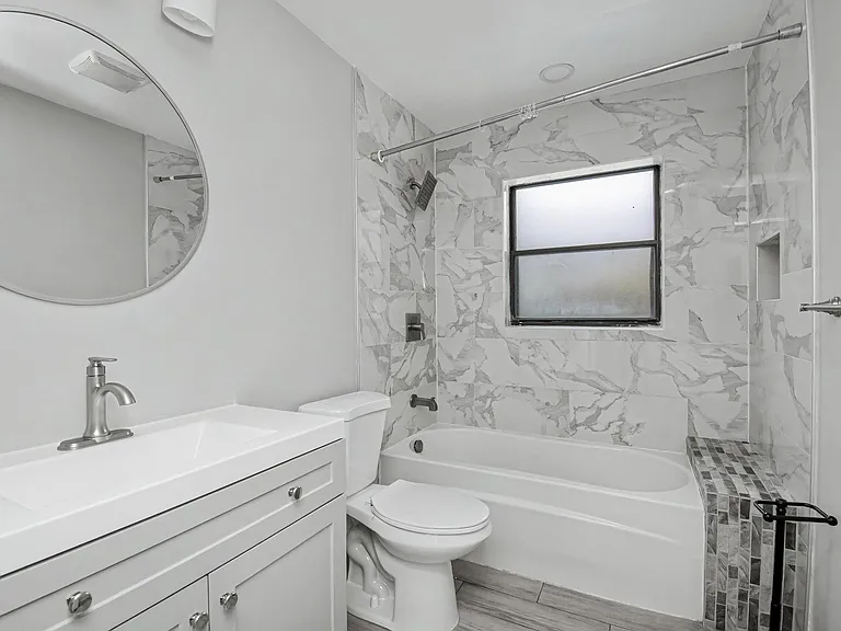 7407 Silver Woods Ct — Photo 21