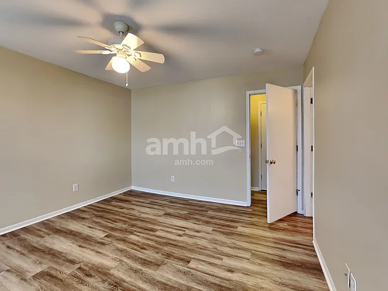 5785 Chase Run — Photo 11