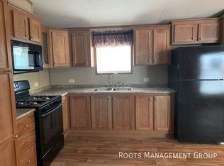 3637 SE 6th St LOT EW25, Topeka, KS 66607