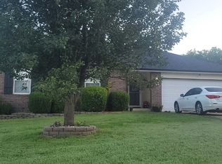 1505 W Parkview St, Ozark, MO 65721