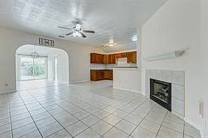 22915 Sebastian Dr — Photo 2