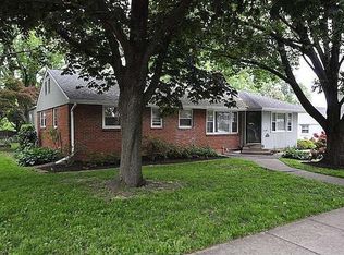 5913 Williamsburg Blvd, Arlington, VA 22207