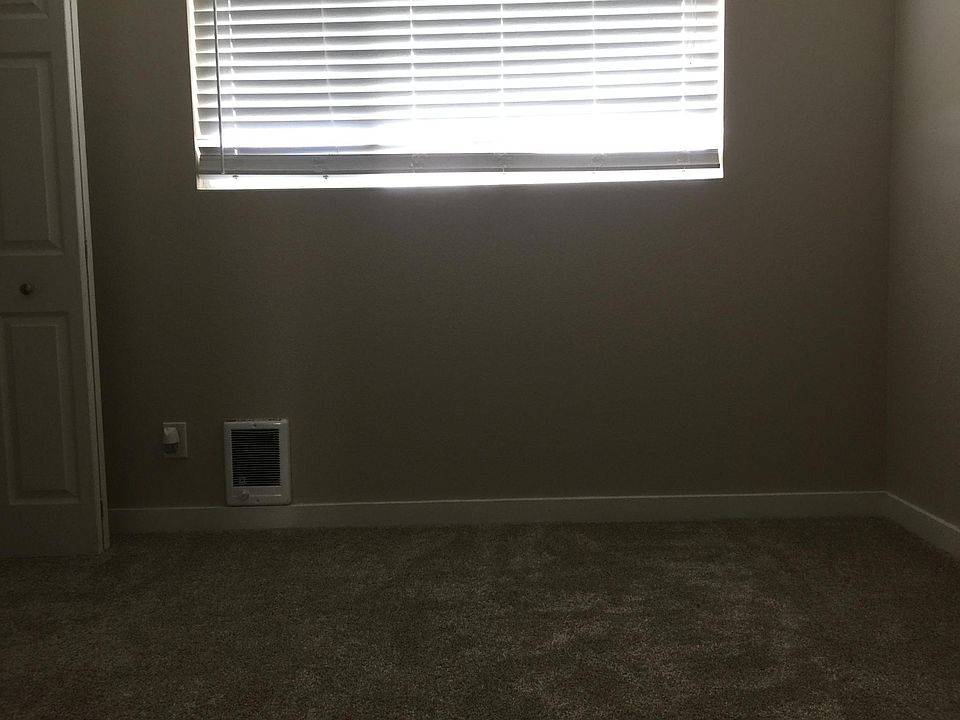 2nd image of 4115 156th St SW APT B