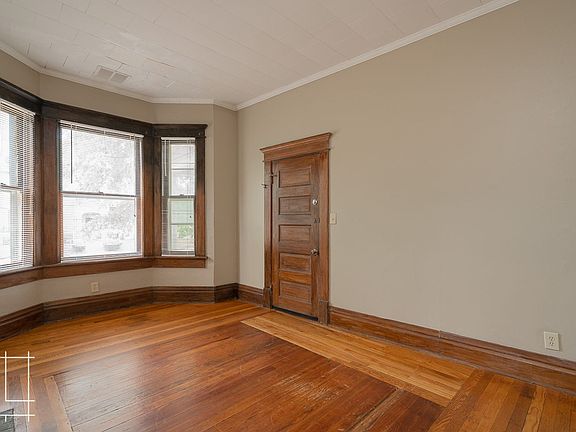 4th image of 426 King Ave #102