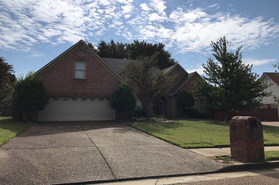 1st image of 1352 Cedar Hollow Dr