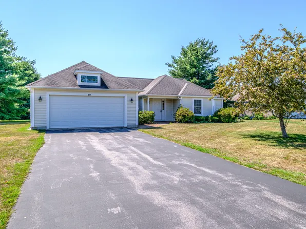 19 Mulberry Lane, Scarborough, ME 04074