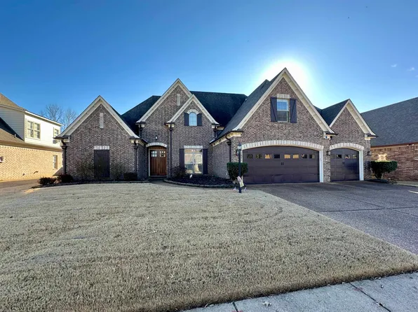 65 Briarfield Cv, Oakland, TN 38060
