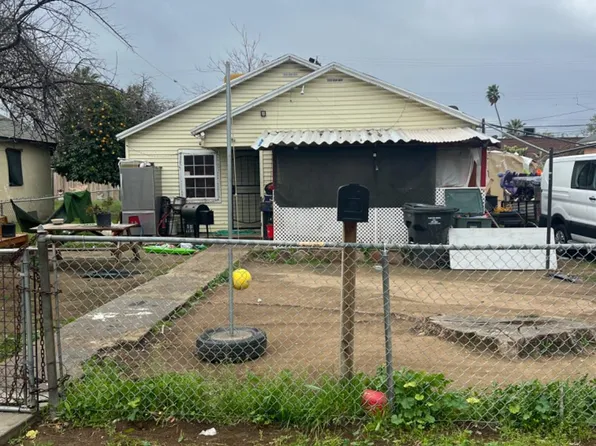 711 Goodman St, Bakersfield, CA 93305