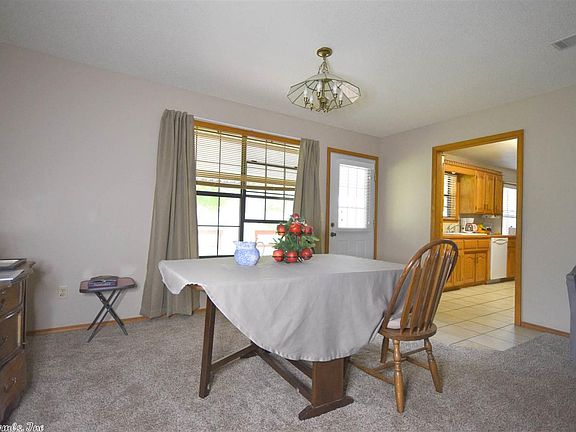 5th image of 2509 Michelle Dr