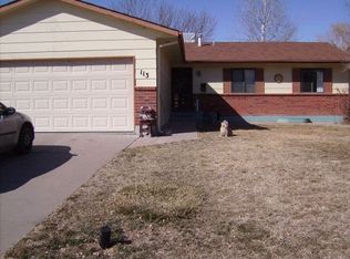 113 Montcalm Dr, Pueblo, CO 81005