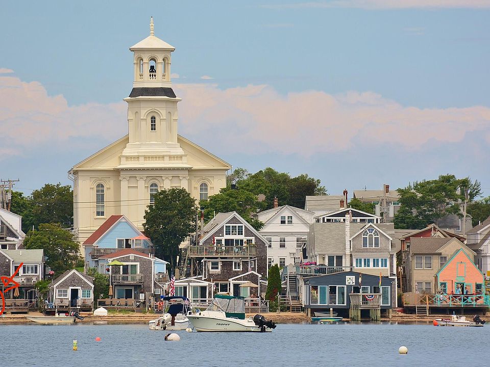 353 Commercial Street UNIT 19 & 20, Provincetown, MA 02657 | Zillow