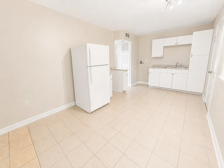 5117 Alba Way — Photo 5