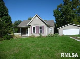 898 Routt St, Jacksonville, IL 62650