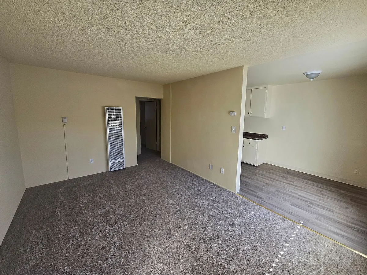Building Photo - Benton13102