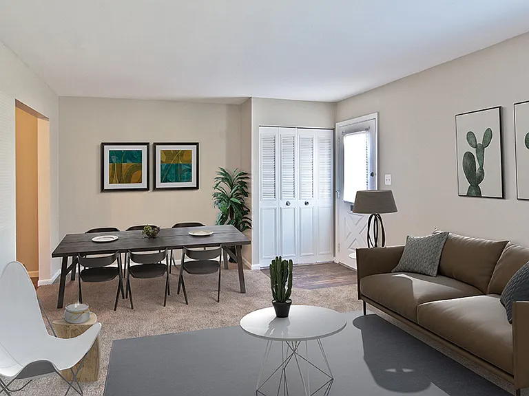 The Summit at Ridgewood Apartment and Townhomes — Photo 7