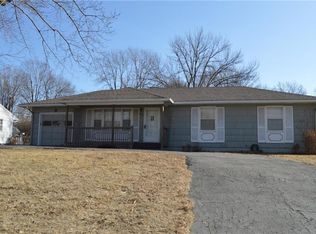 802 N 7 Hwy, Pleasant Hill, MO 64080