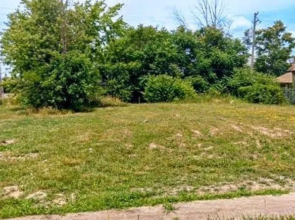 3350 Lawrence St, Detroit, MI 48206