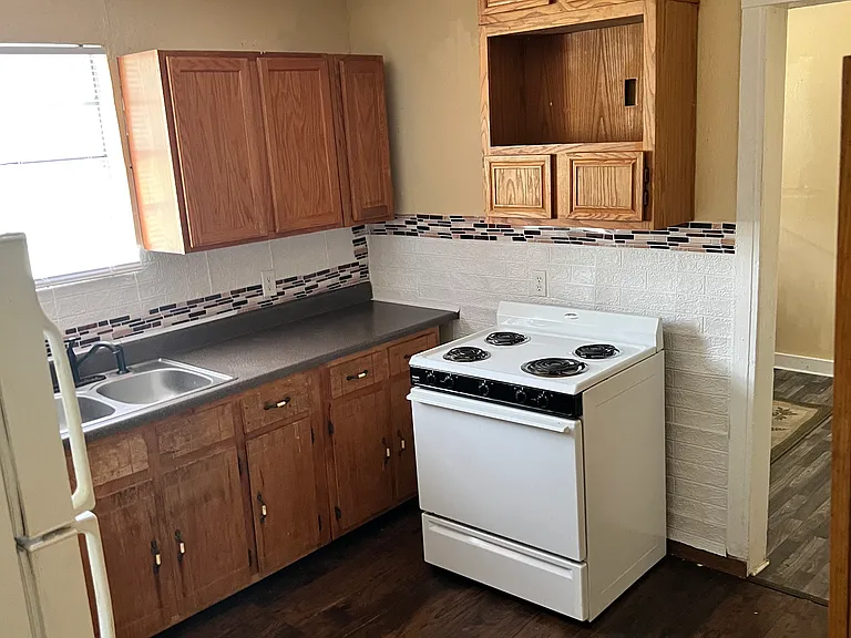 1559 Easy St — Photo 17