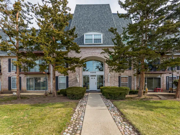 5200 Carriageway Dr APT 108, Rolling Meadows, IL 60008