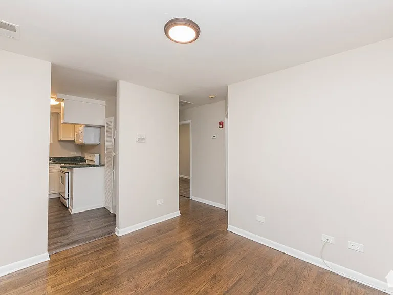 3517 W Grace St #1W — Photo 2