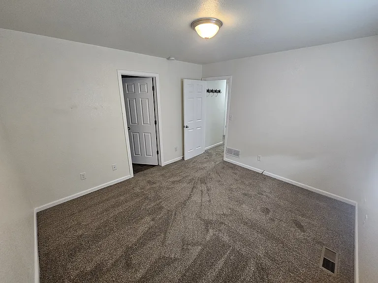 1852 Gemini Ct — Photo 11