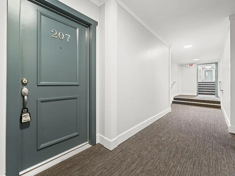 6120 Decena Dr #207 — Photo 2