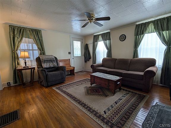 5th image of 4922 Randel Rd