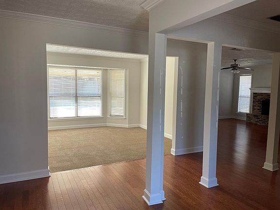 3rd image of 2234 The Woods Dr
