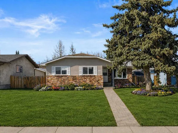 14520 S Parkside Dr SE, Calgary, AB T2J 4J8