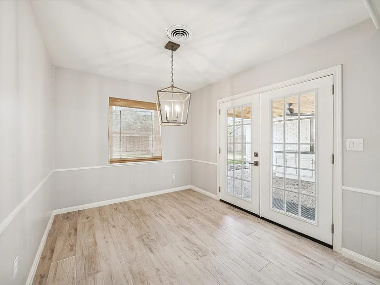 2127 Blue Willow Dr — Photo 8